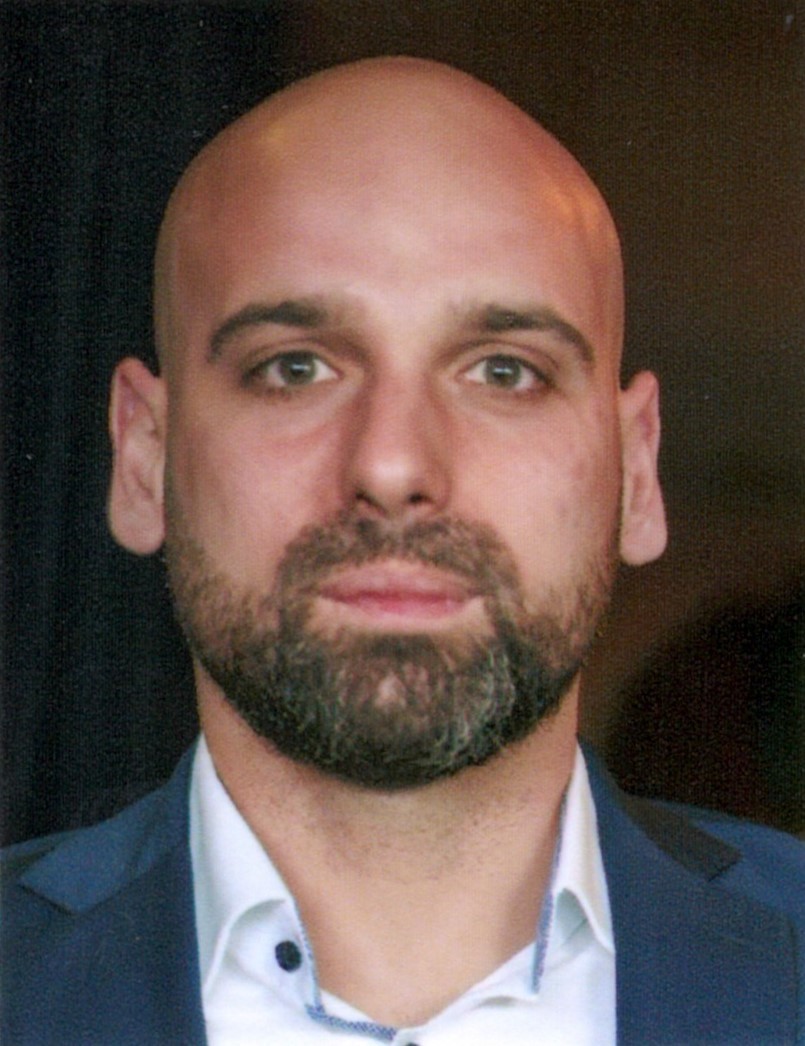 Снимка на адвокат